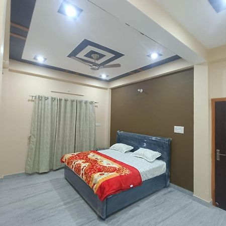 Sarvodaya Residency Otel Ayodhya Dış mekan fotoğraf