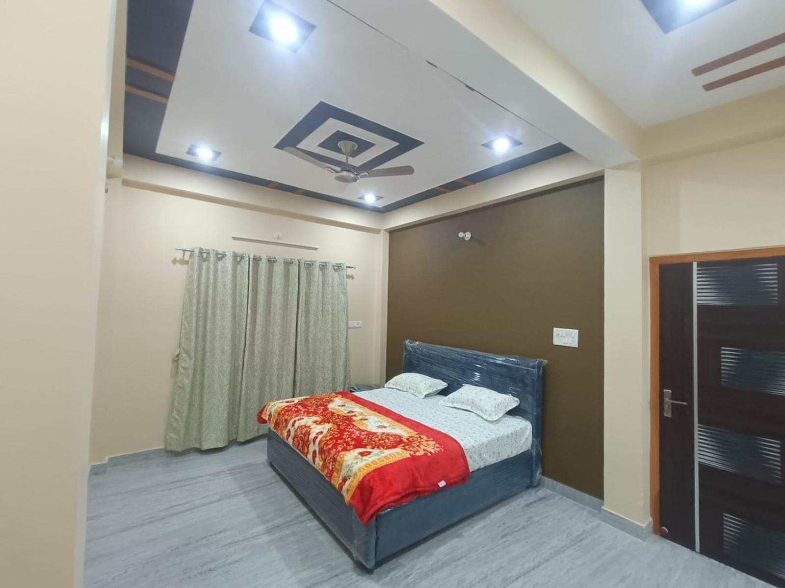 Sarvodaya Residency Otel Ayodhya Dış mekan fotoğraf